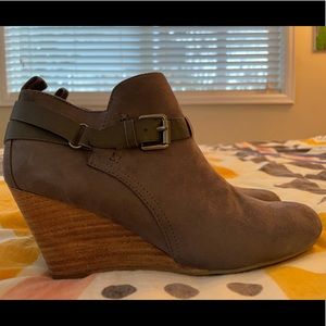 Report Greco Wedge Bootie. Size 8. Never worn!